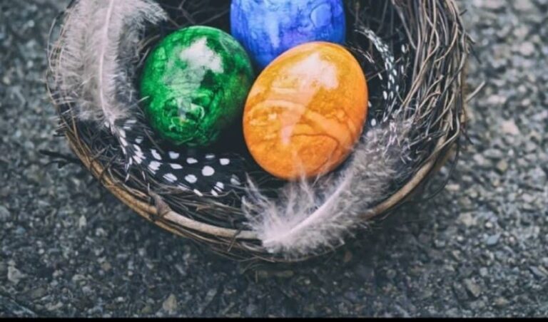 Yunan Adaları’nda Paskalya Coşkusu