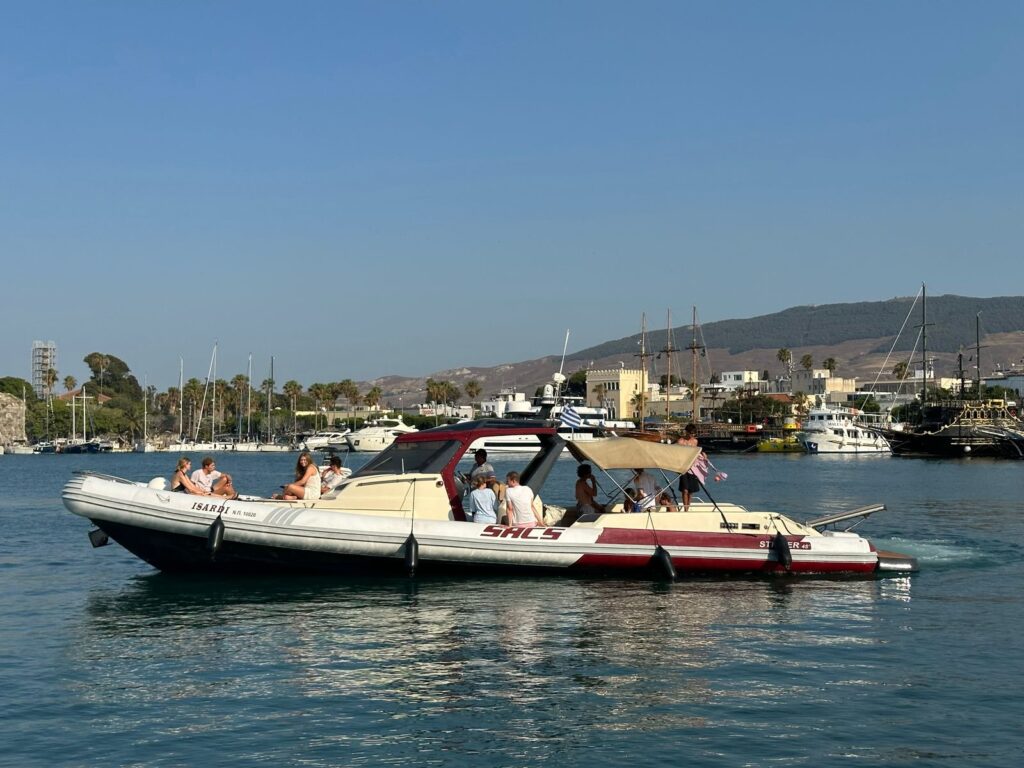 Kos'tan Mykonos Rhodes Simi Leros Patmos Astypalaia Lipsi'ye Hızlı Feribot Servisleri